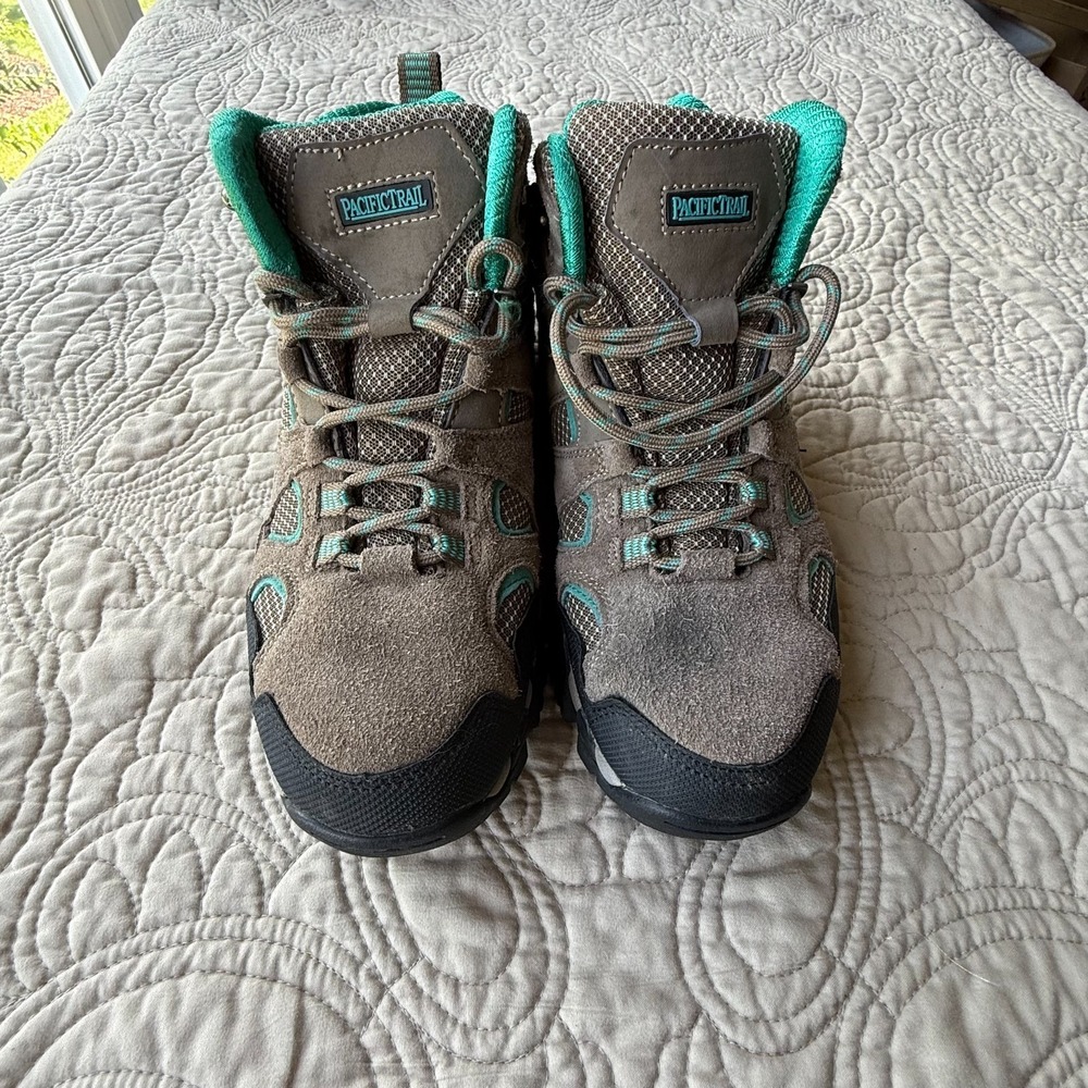Women's Pacific Trail Hiking Boots Diller Size 7.5